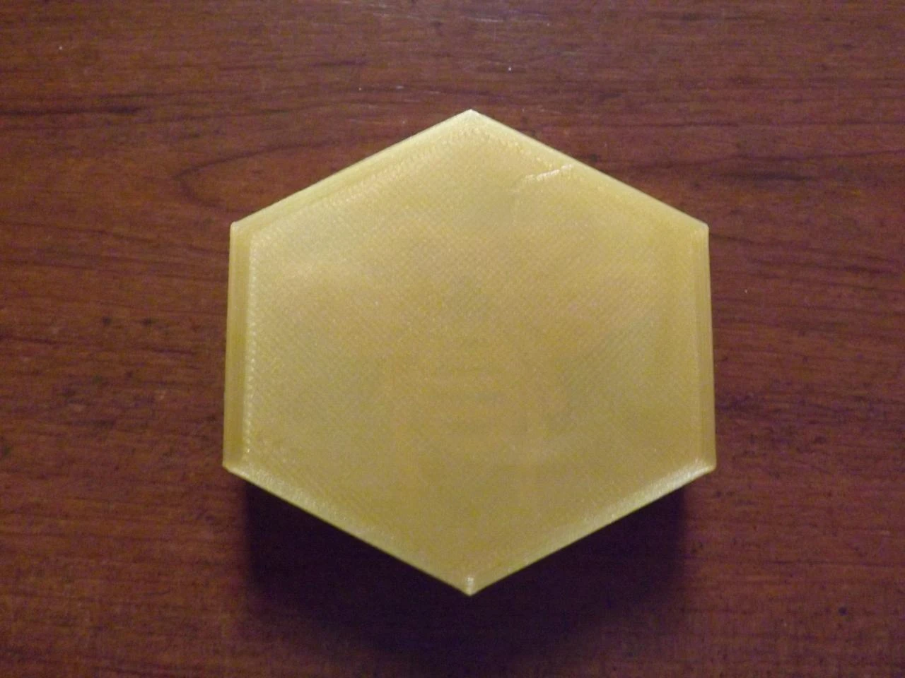emporte pièce bourdon 2 geprint PLA 3D 6 x 6 x 1 cm ongeveer – photo 2